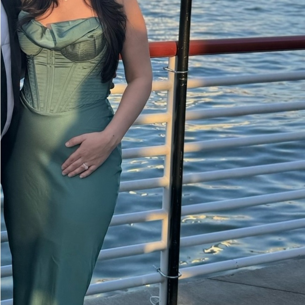HOUSE OF CB DRESS